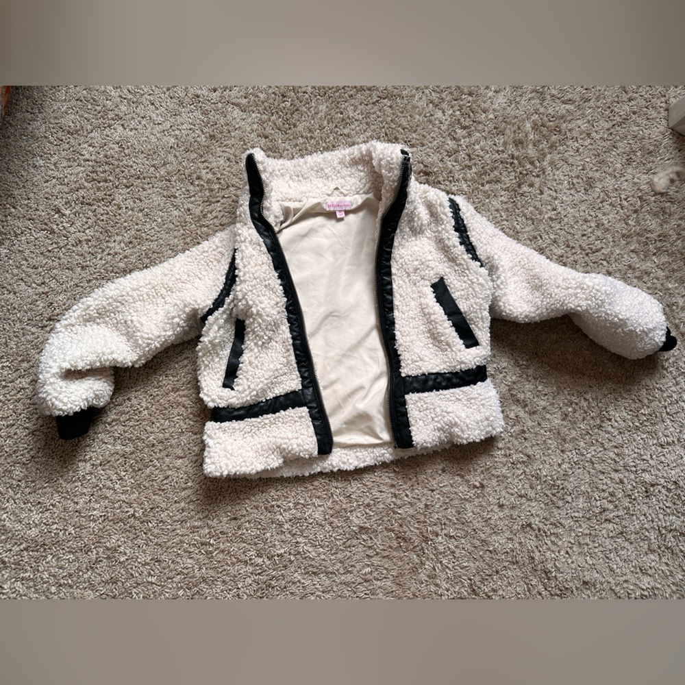 Design history girls Sherpa jacket